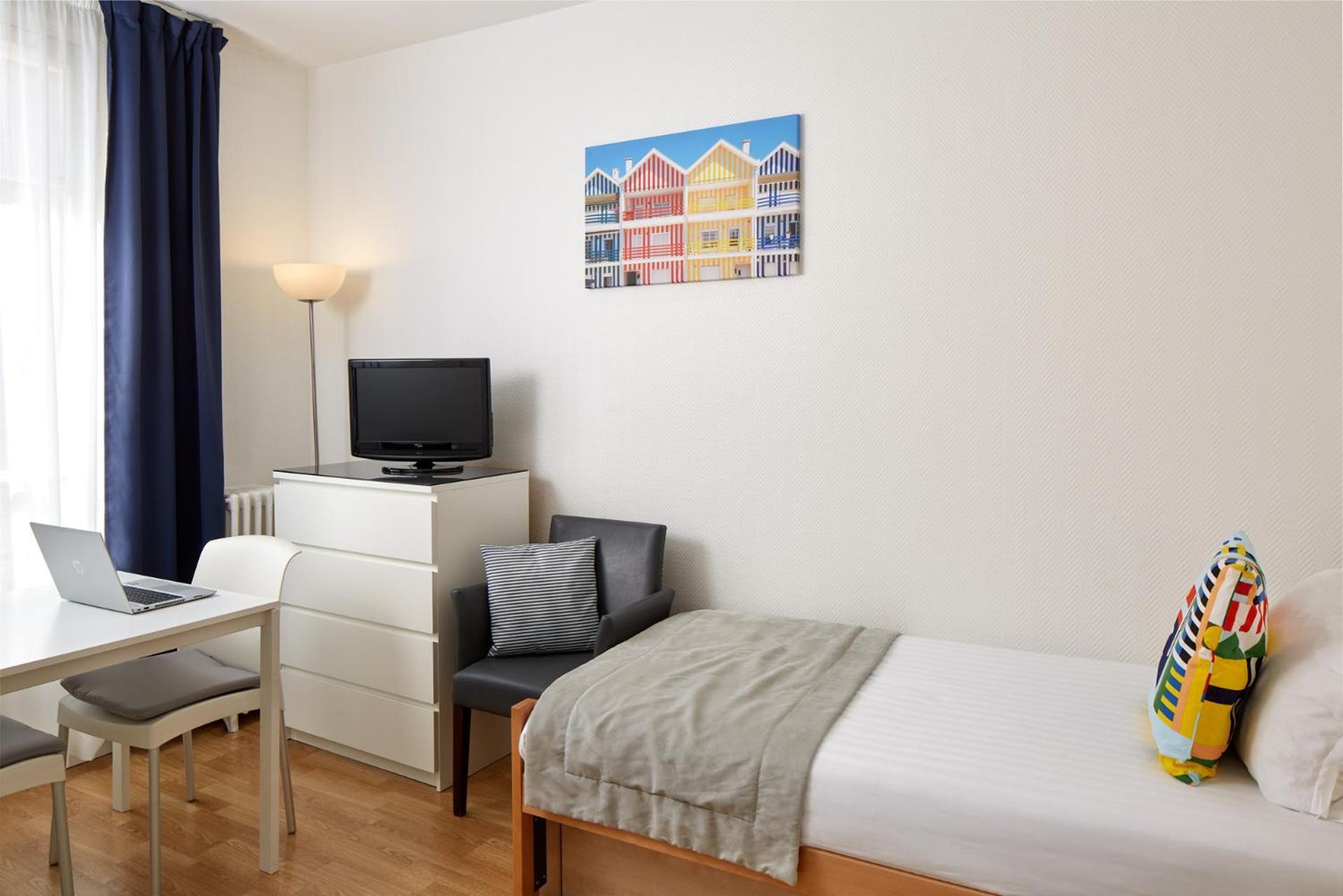 Hotel Residence Paris Asnieres Exterior photo